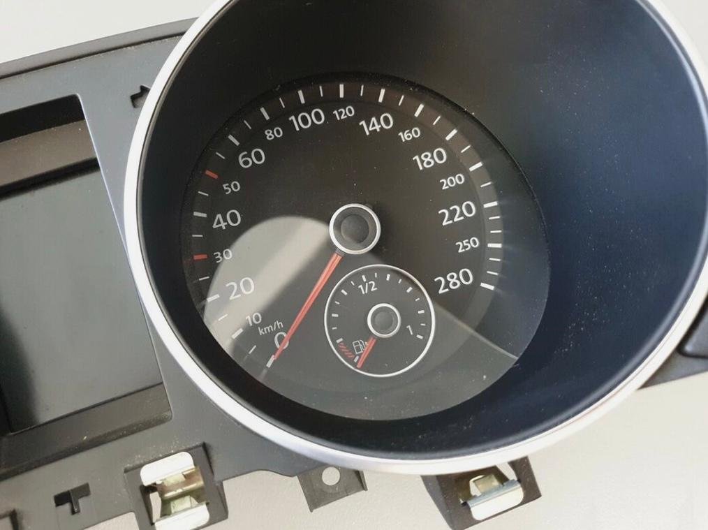 VW Golf MK6 GTI R20 Edition Cluster Speedo - Image 4