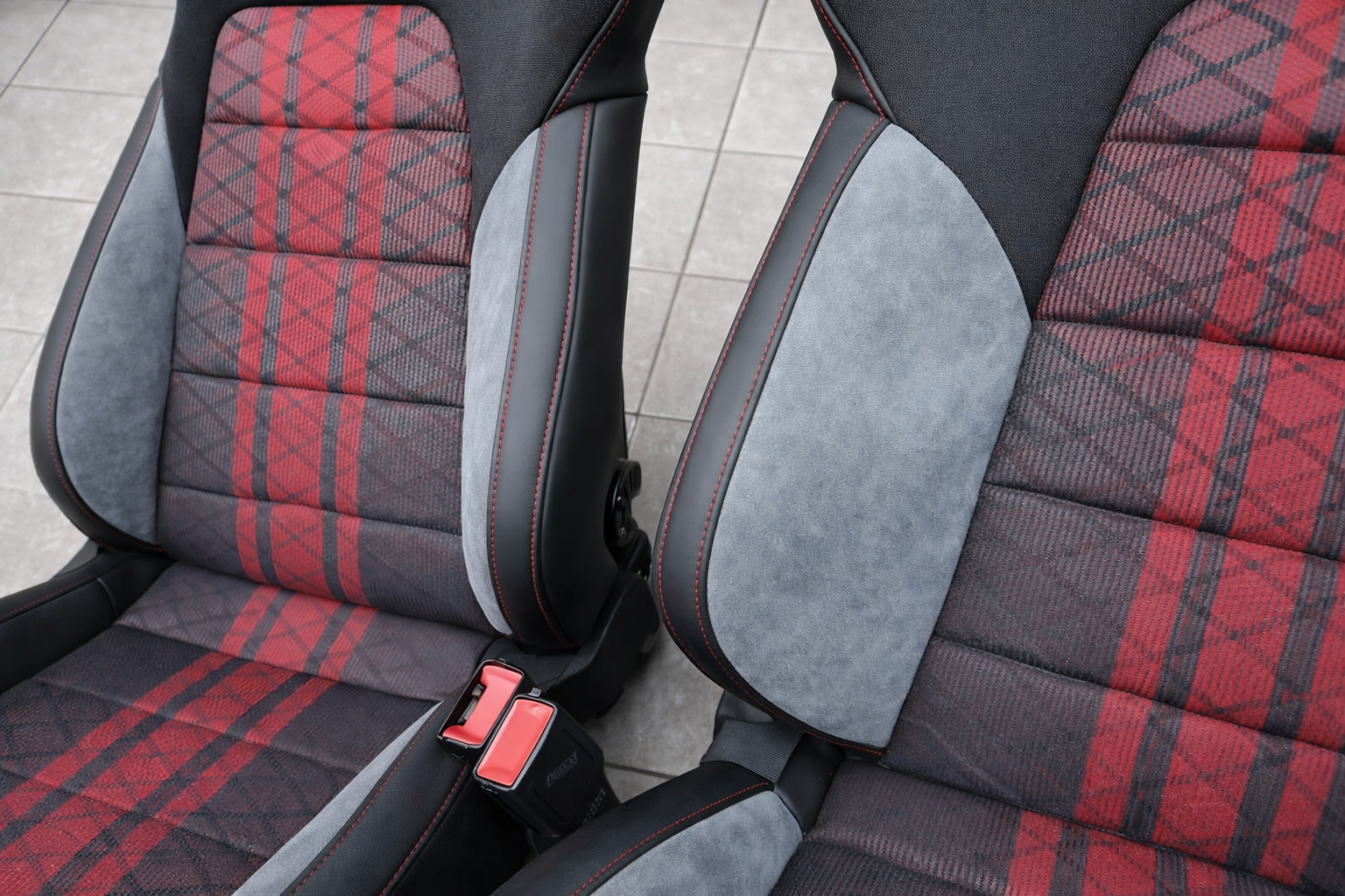 New Brand VW Golf Front Seat - Image 2