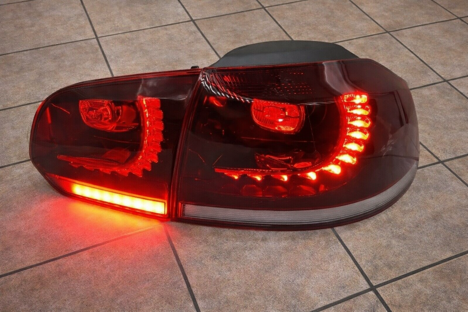 Volkswagen Golf LED Taillights - Image 4