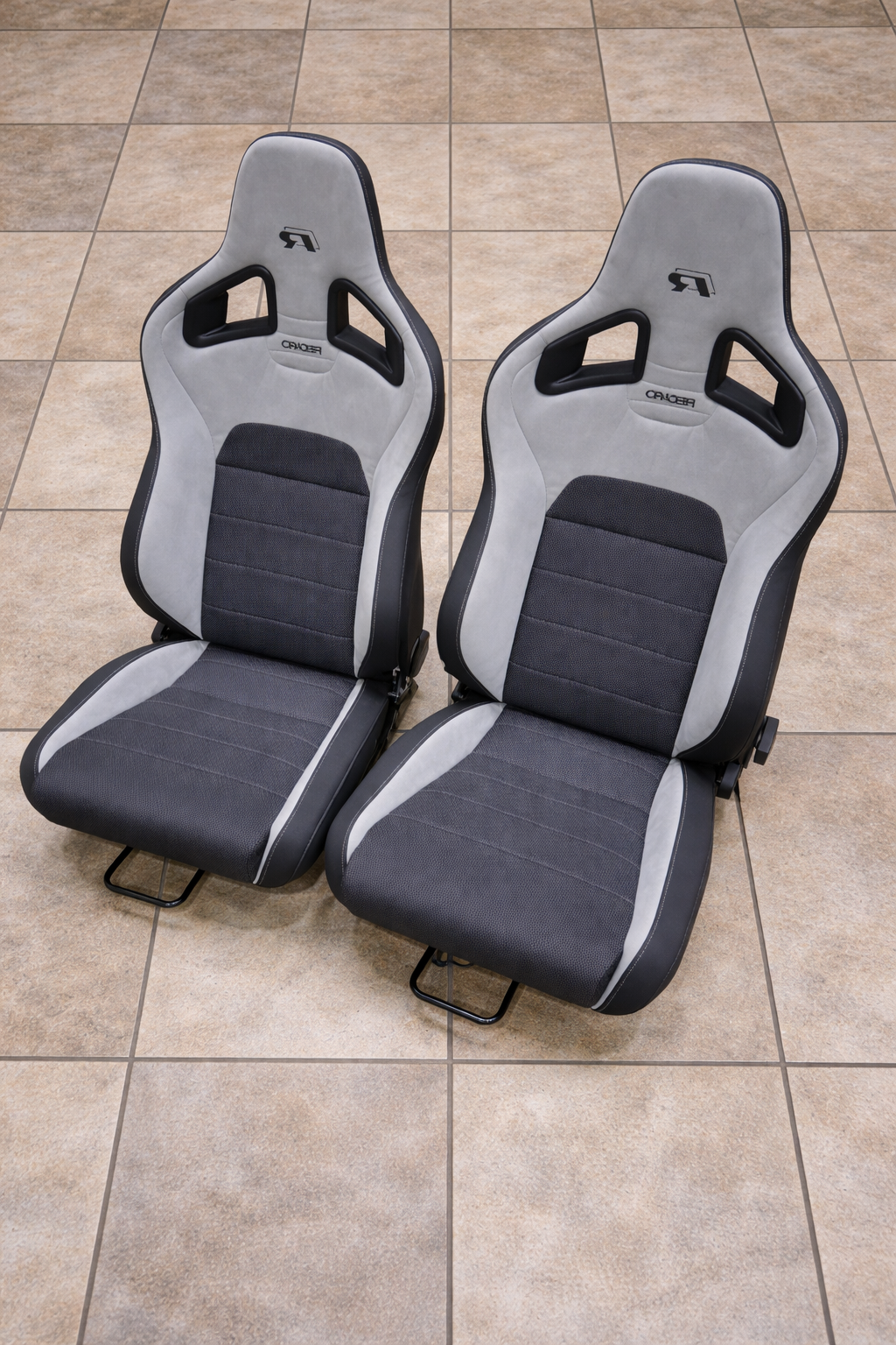 Brand New VW Golf OEM seat - Image 3