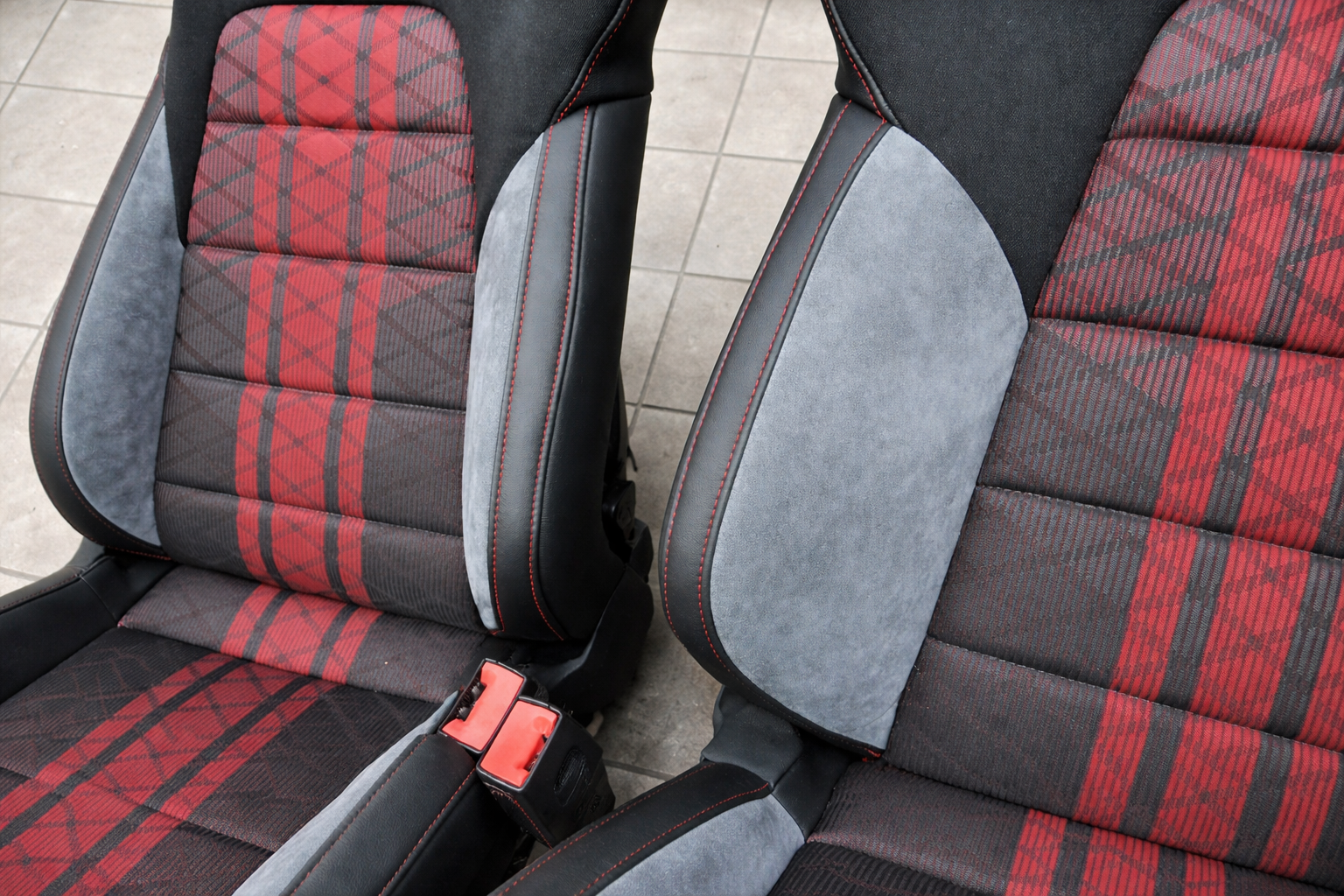 New Brand VW Golf Front Seat - Image 3