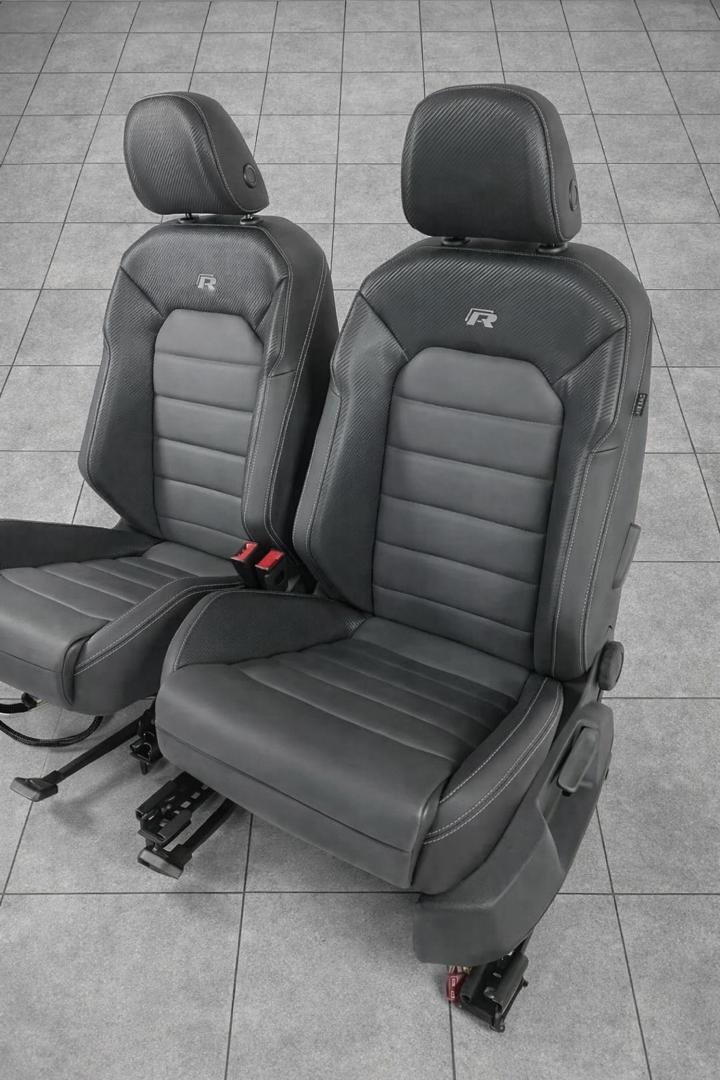 Brand New VW Golf 7 R Leather/Carbon Leather Black - Image 2
