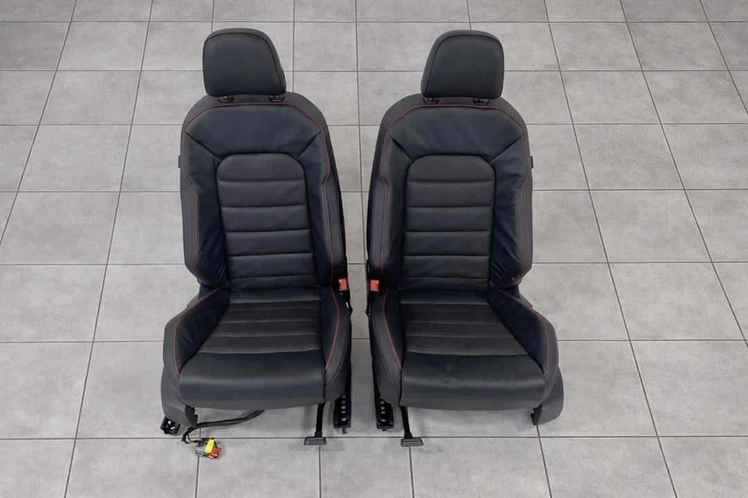 VW Golf 7 GTI TCR Leather Seat Black/ Red Stitching - Image 4
