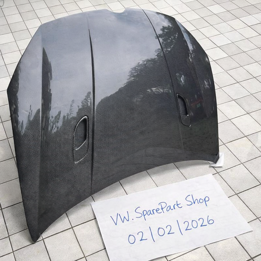 Volkswagen Carbon Bonnet