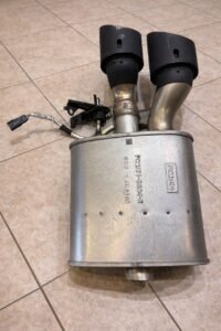 2024-2025 ford mustang gt dark horse S650 oem passenger side exhaust muffler w tips black 6k fm201