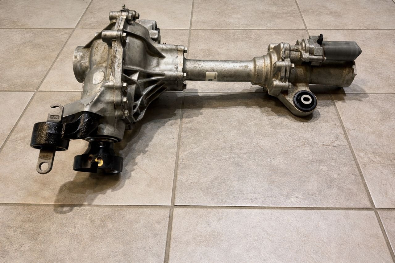 2021-2022 ford bronco oem front differential assembly 3.73 83k br005